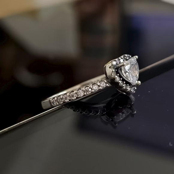 Pandora heart shaped sterling silver ring - Picture 5 of 6